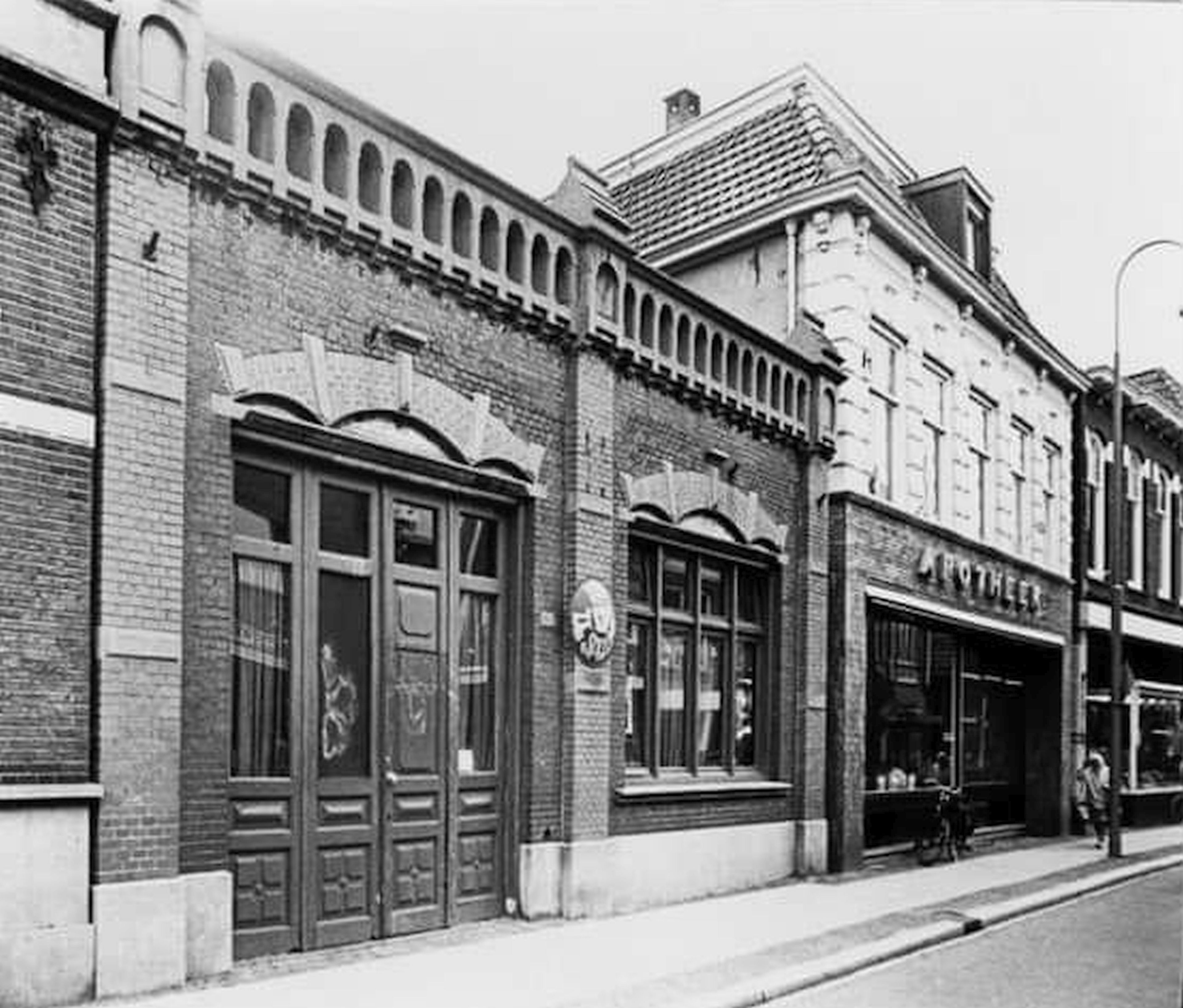 Acaciaplein vanaf de Nachtegaalstraat